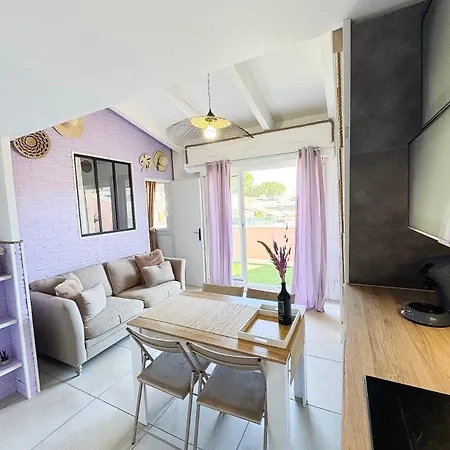 Lilas Clim Balcon Piscine Parking Prive Apartmán *