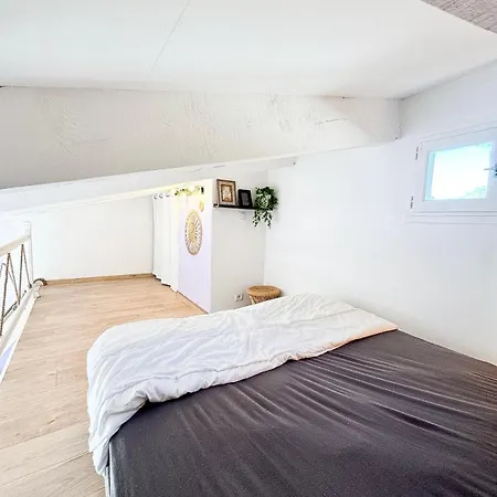 Apartmán Lilas Clim Balcon Piscine Parking Prive