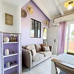 Lilas Clim Balcon Piscine Parking Prive דירה